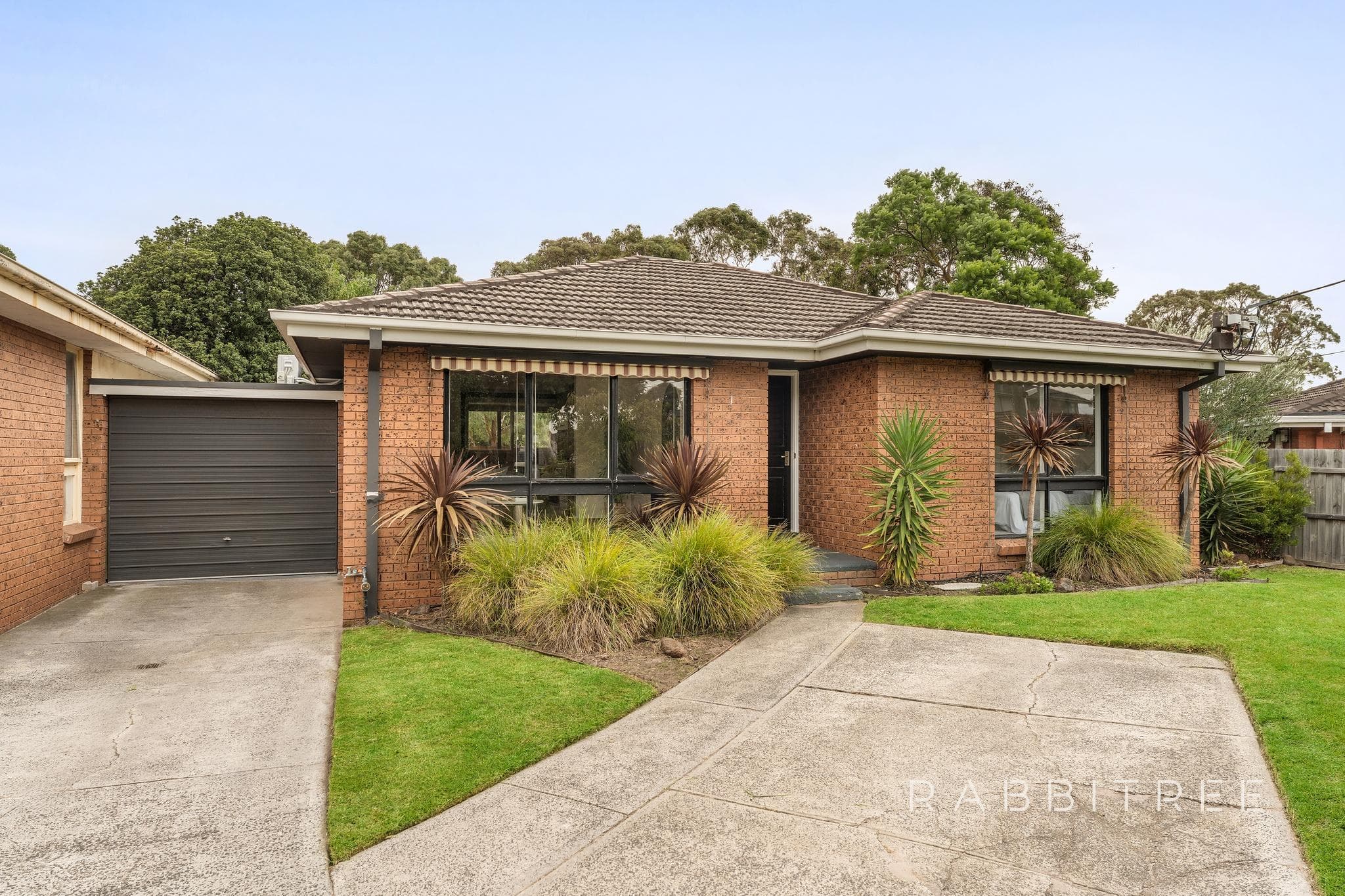 1/3-4 Steven Court, Mordialloc